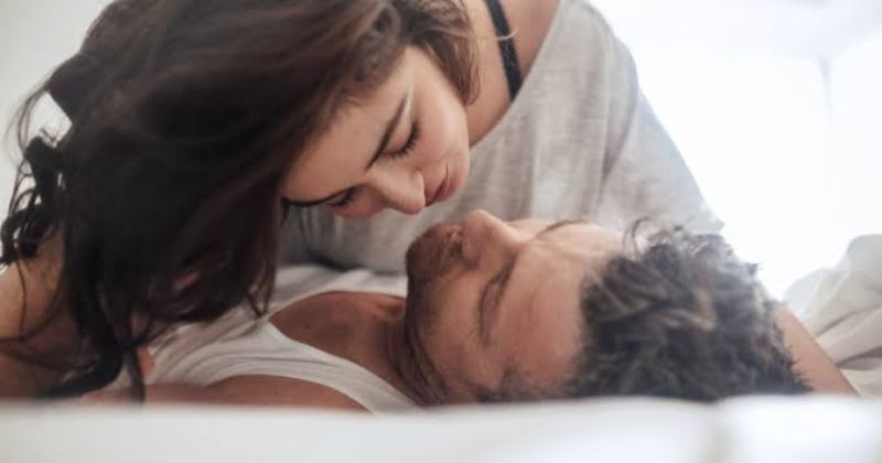 Giải thích vì sao không có con số cố định cho tần suất quan hệ 1 tuần ở nam giới